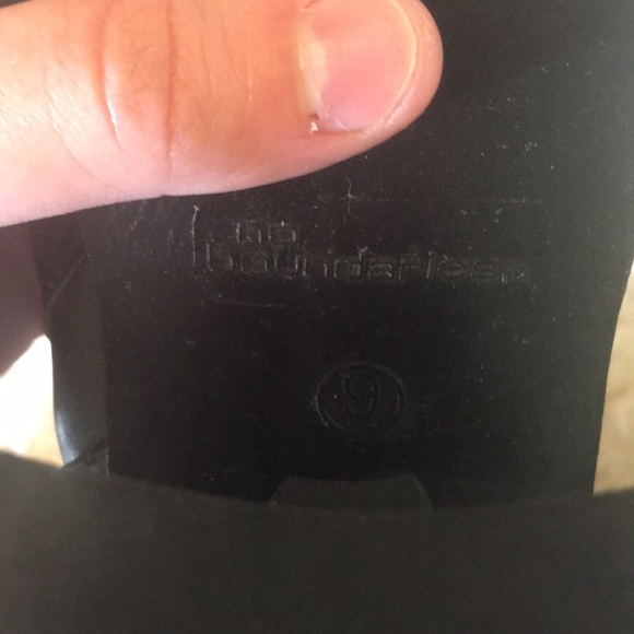 Sold Y2K Black heeled boots - Picture 2 of 4